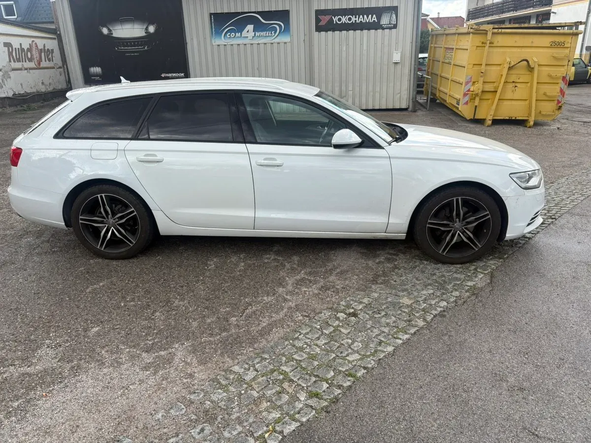 Audi A6 2012 photo 3