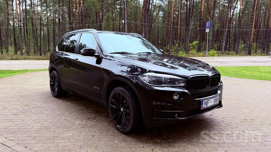 BMW X5 2015 photo 2