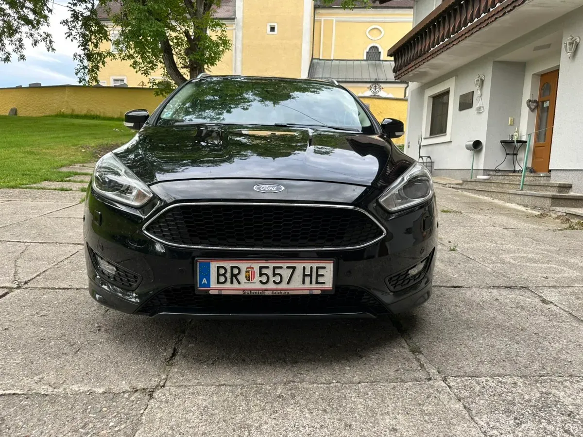 Ford Focus 2016 photo 2