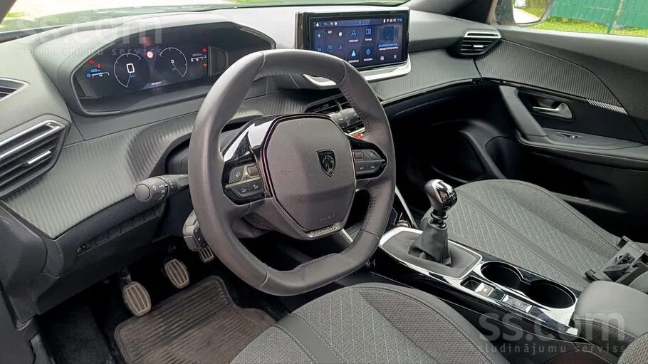 Peugeot 2008 2024 photo 5