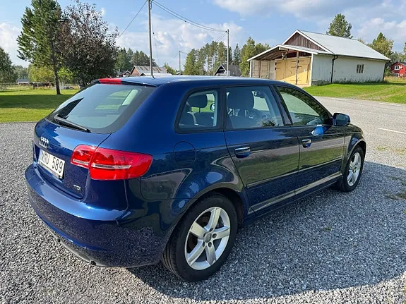 Audi A3 2011 photo 4