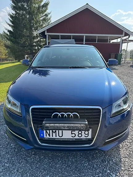 Audi A3 2011 photo 2