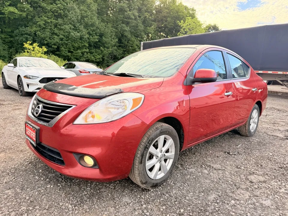Nissan Versa