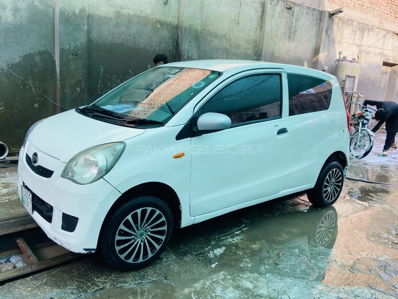 Daihatsu Mira