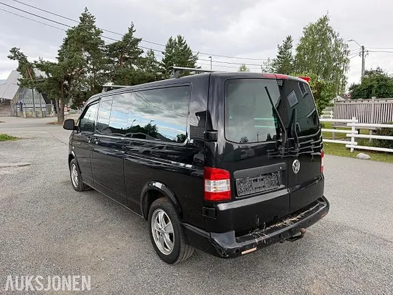 Volkswagen Caravelle 2011 photo 4