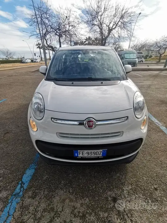 Fiat 500L 2016 photo 2