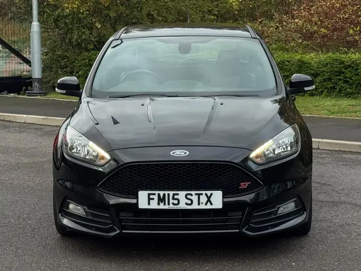 Ford Focus 2015 photo 2