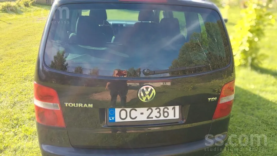 Volkswagen Touran 2006 photo 3
