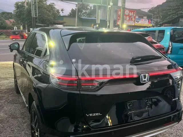 Honda Vezel 2024 photo 2