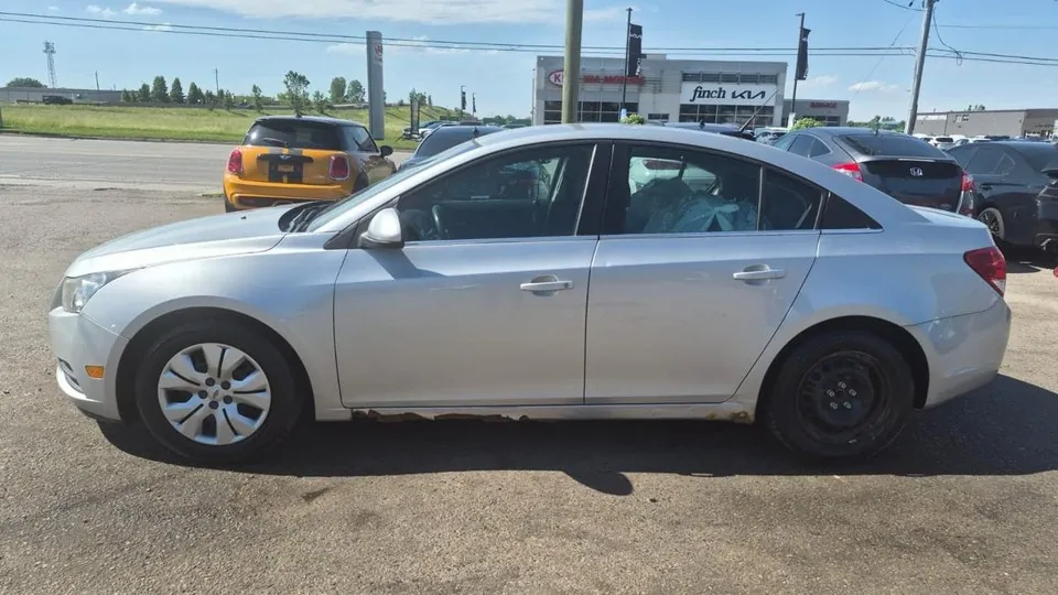 Chevrolet Cruze 2013 photo 2