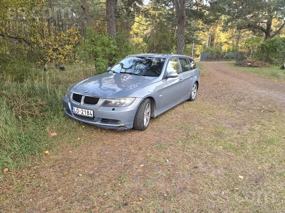 BMW 320 2005 photo 2