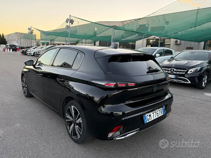 Peugeot 308 2023 photo 3