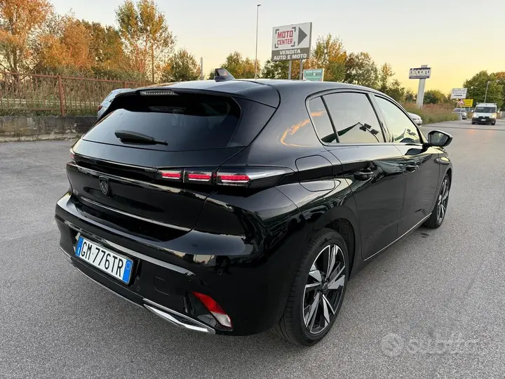 Peugeot 308 2023 photo 4