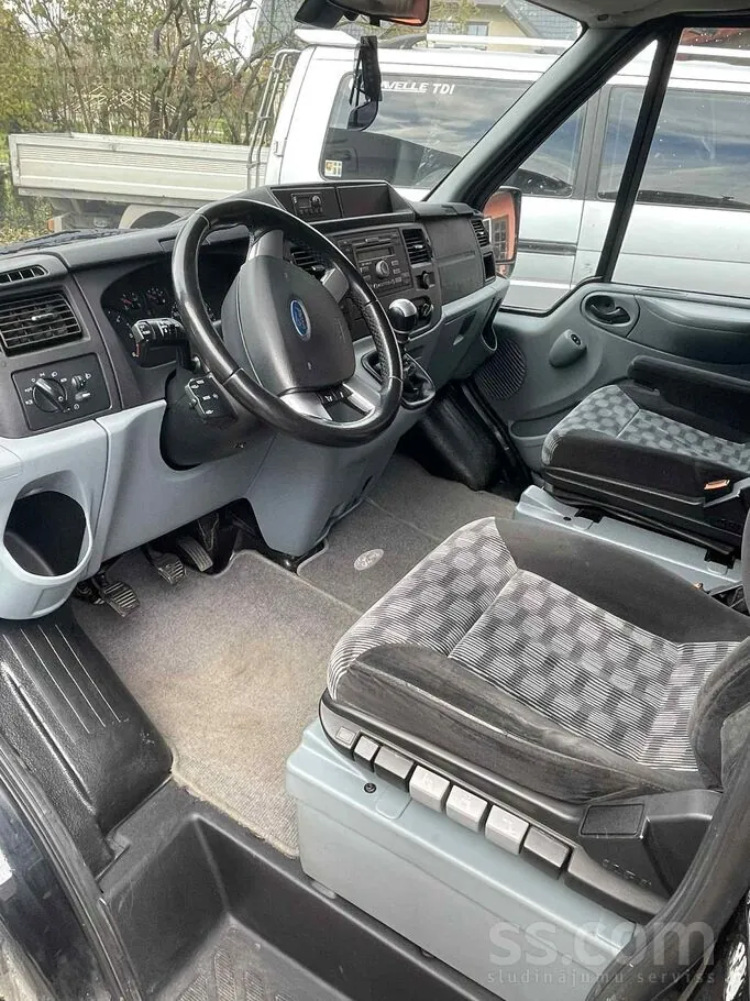 Ford Transit 2009 photo 5
