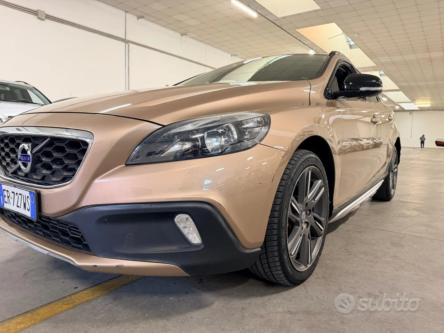 Volvo V40 2013 photo 4