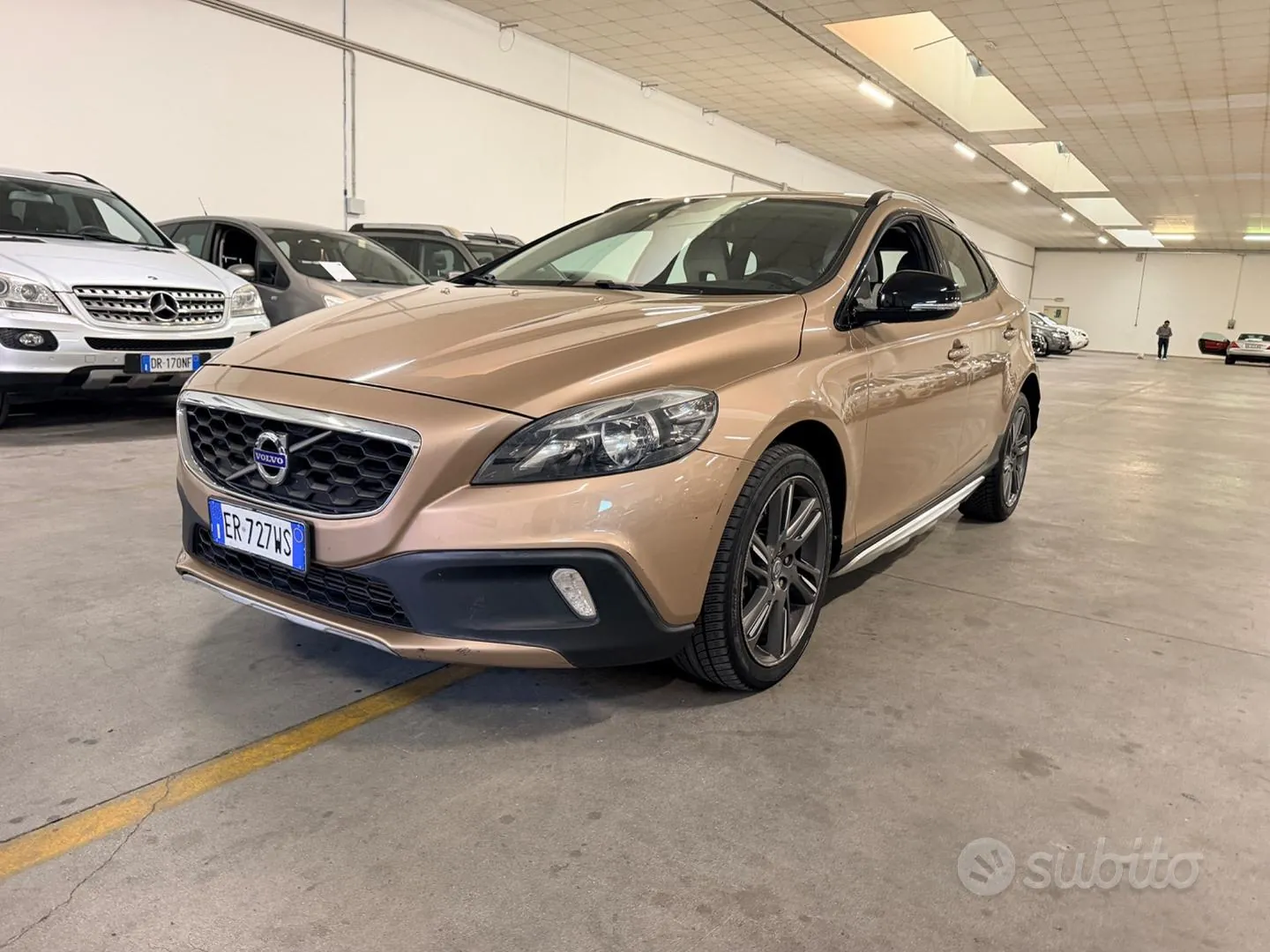Volvo V40