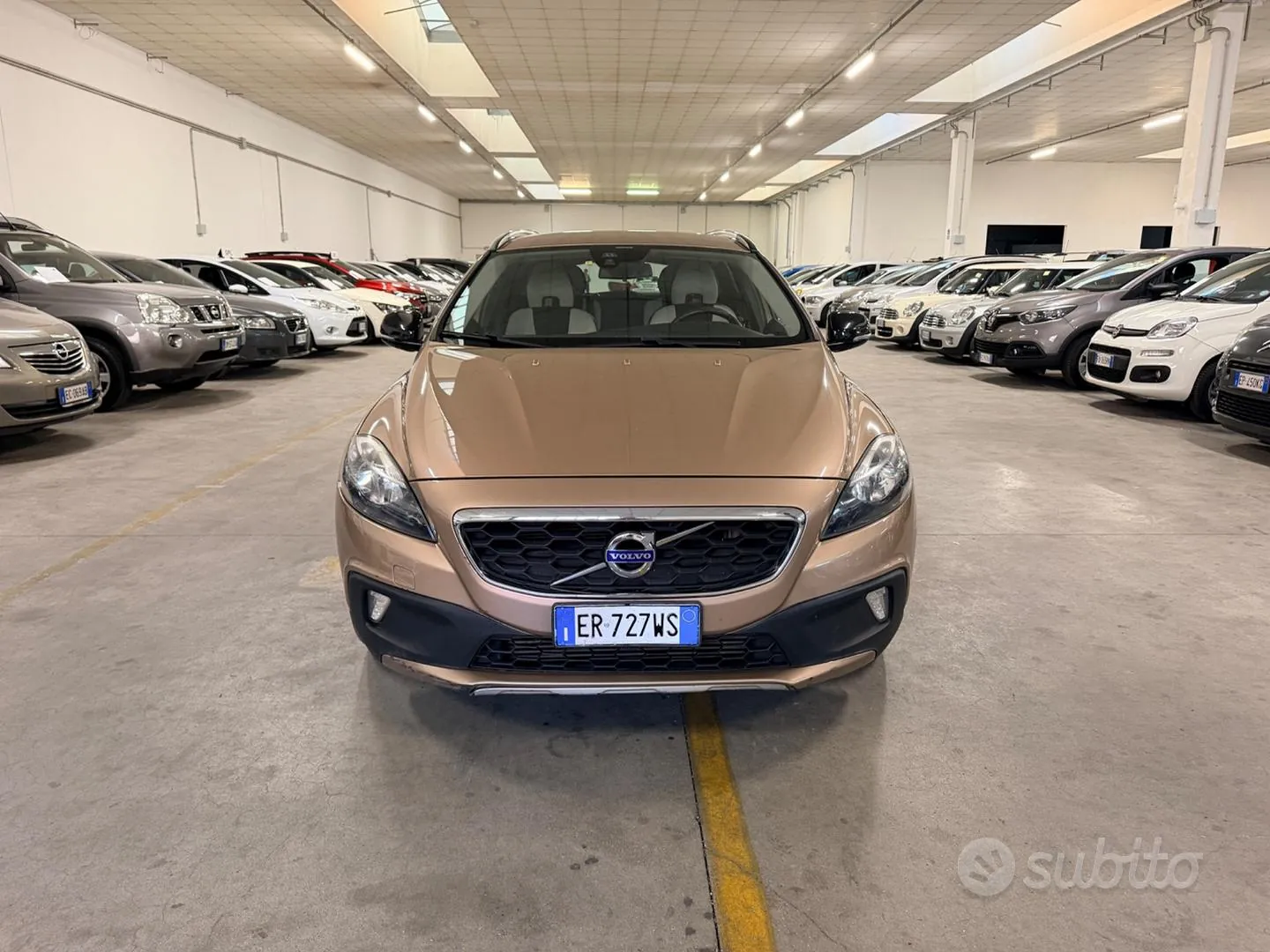 Volvo V40 2013 photo 3