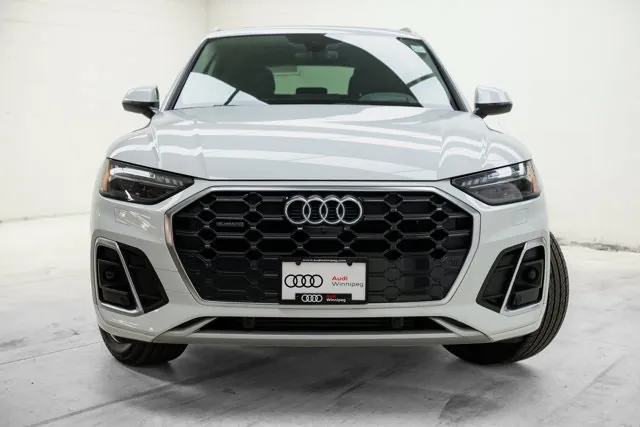 Audi Q5 2023 photo 2