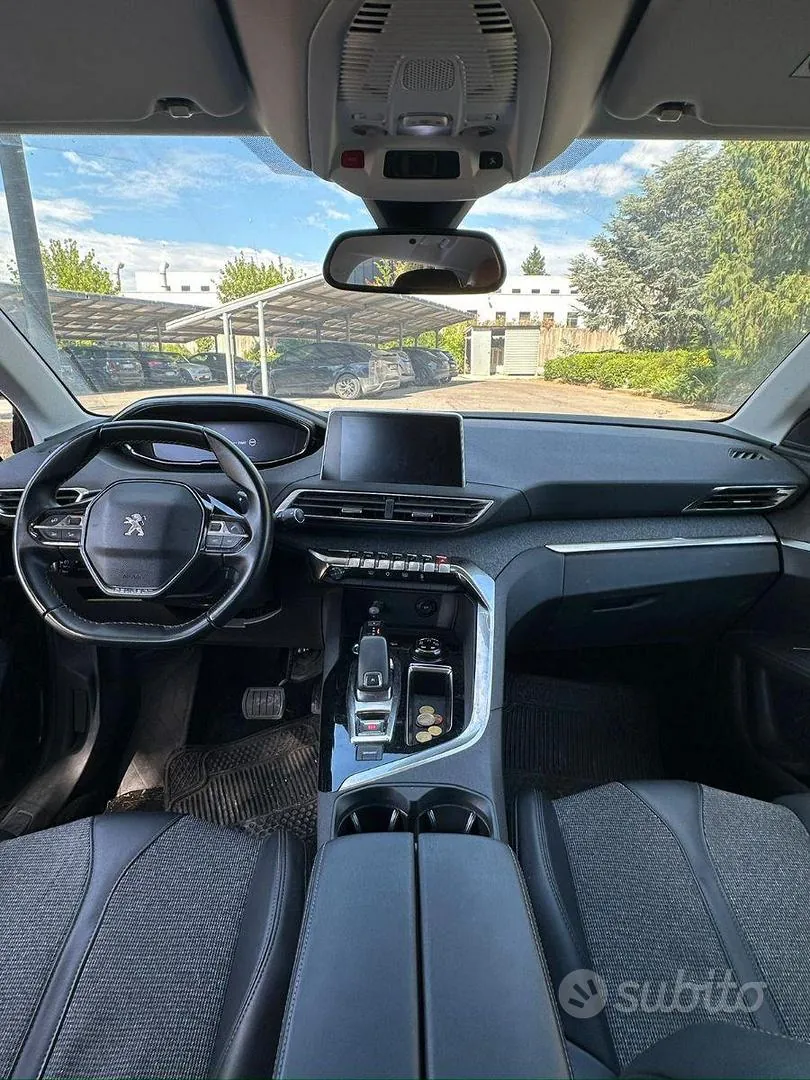 Peugeot 3008 2020 photo 3