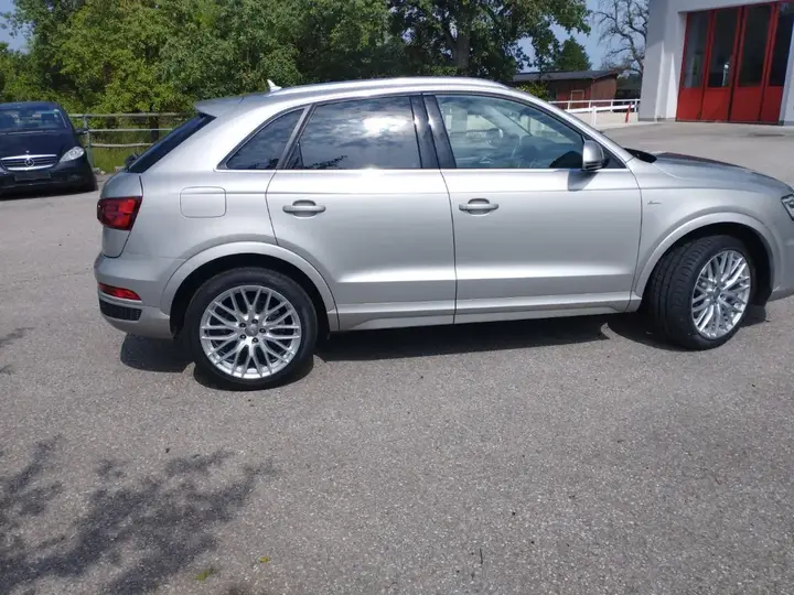 Audi Q3 2017 photo 3
