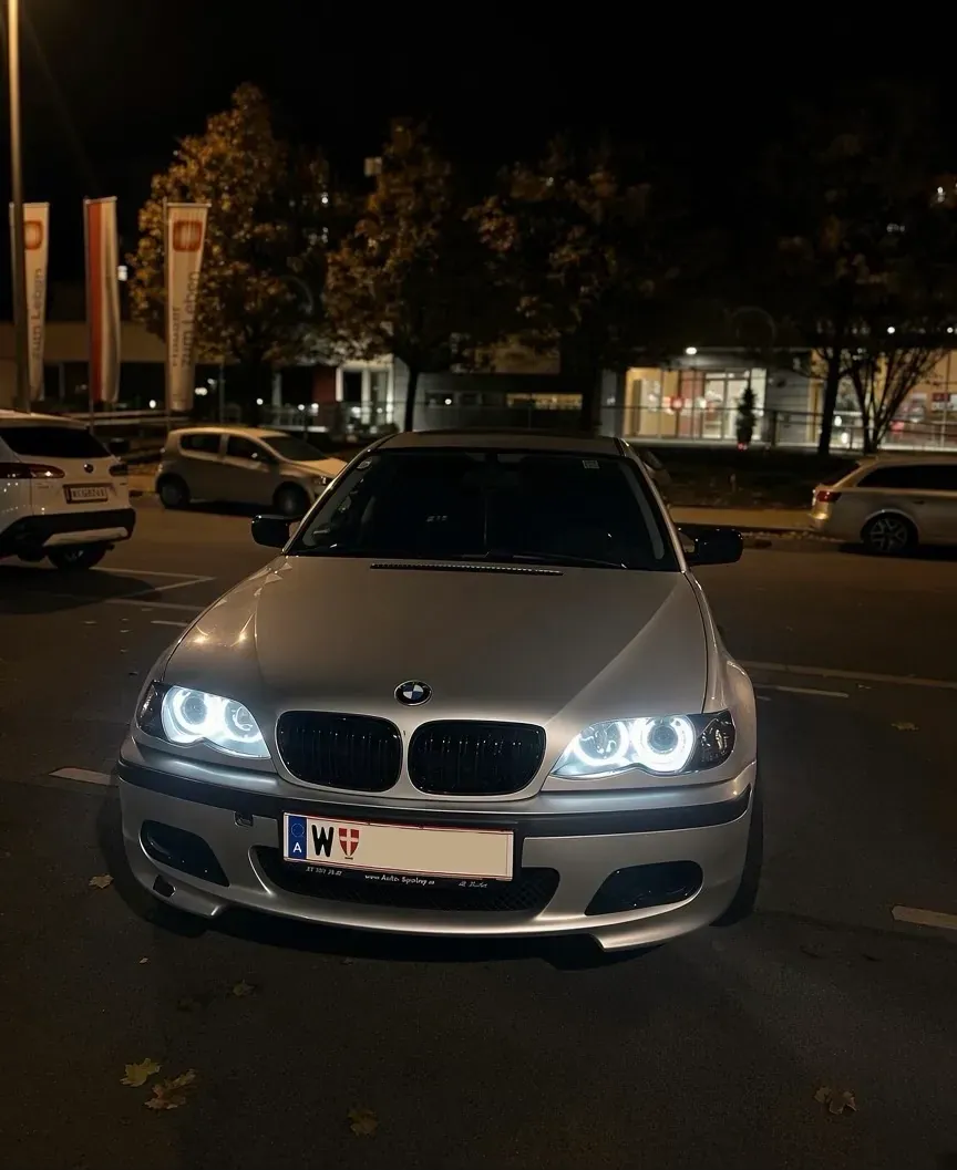 BMW 3 Series 2002 photo 2