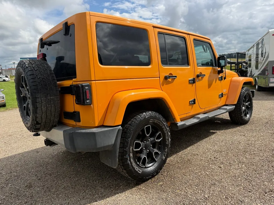 Jeep Wrangler Unlimited 2012 photo 3