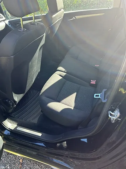 Mercedes-Benz B180 2010 photo 5