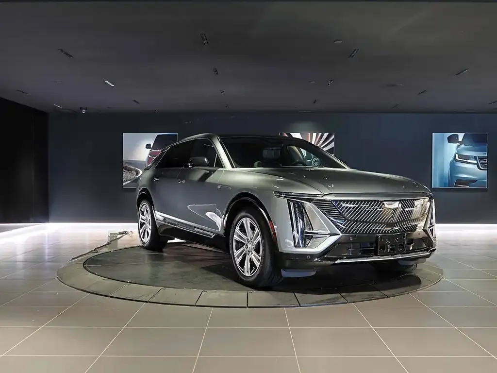 Cadillac Lyriq 2024 photo 3