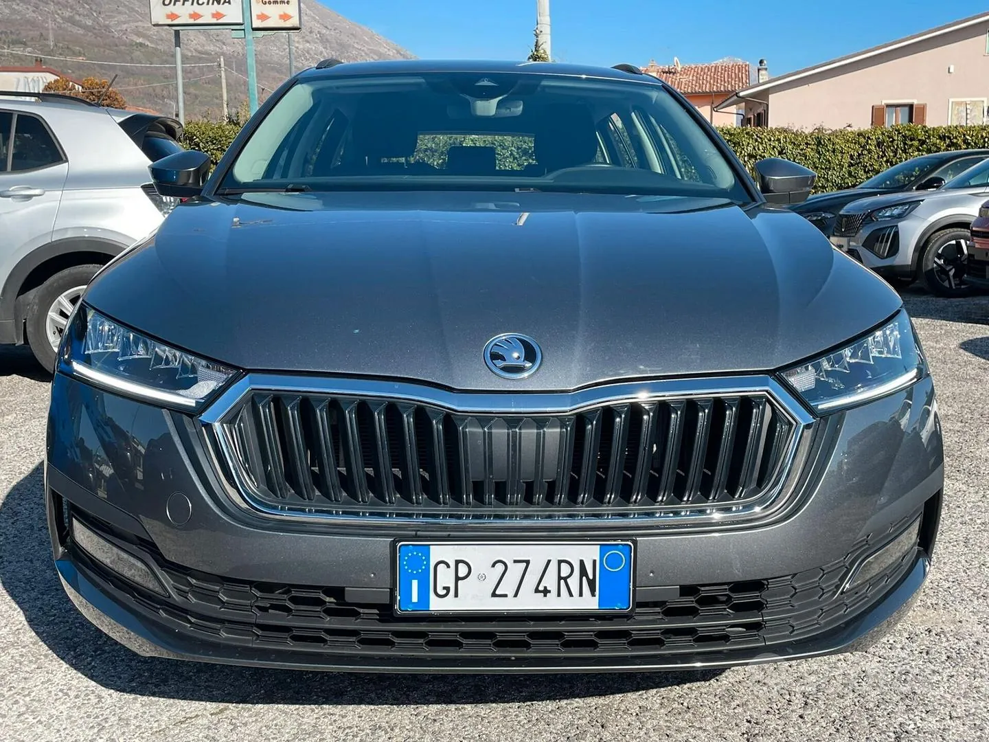 Skoda Octavia 2023 photo 2