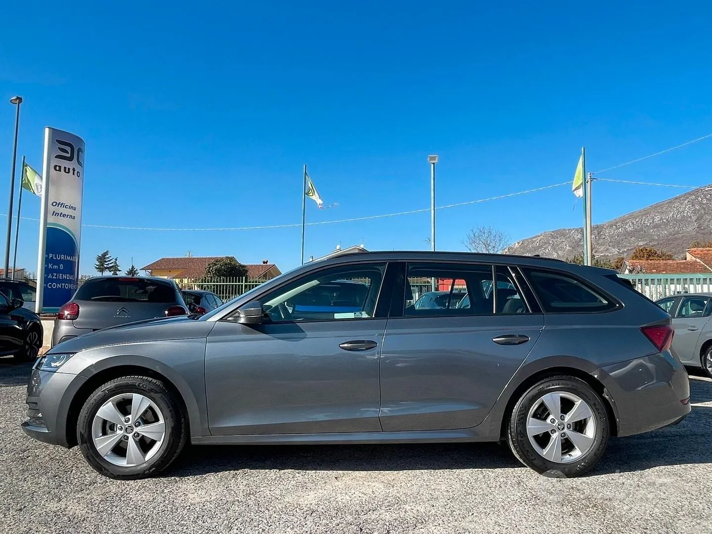 Skoda Octavia 2023 photo 4