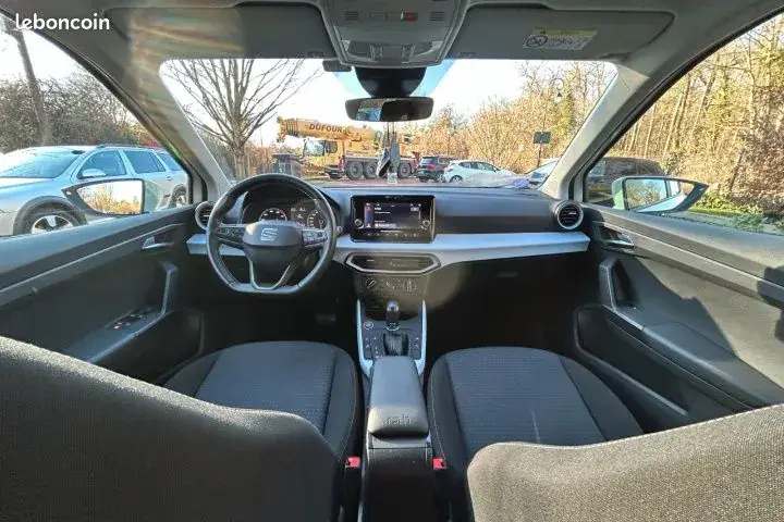 Seat Arona 2023 photo 2