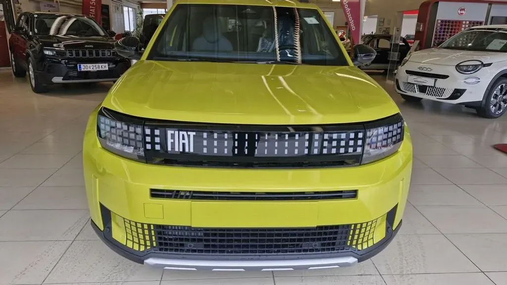 Fiat Grande Panda photo 2