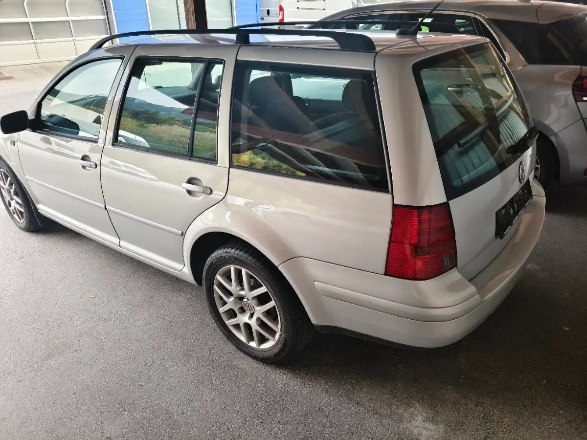 Volkswagen Golf 2000 photo 3
