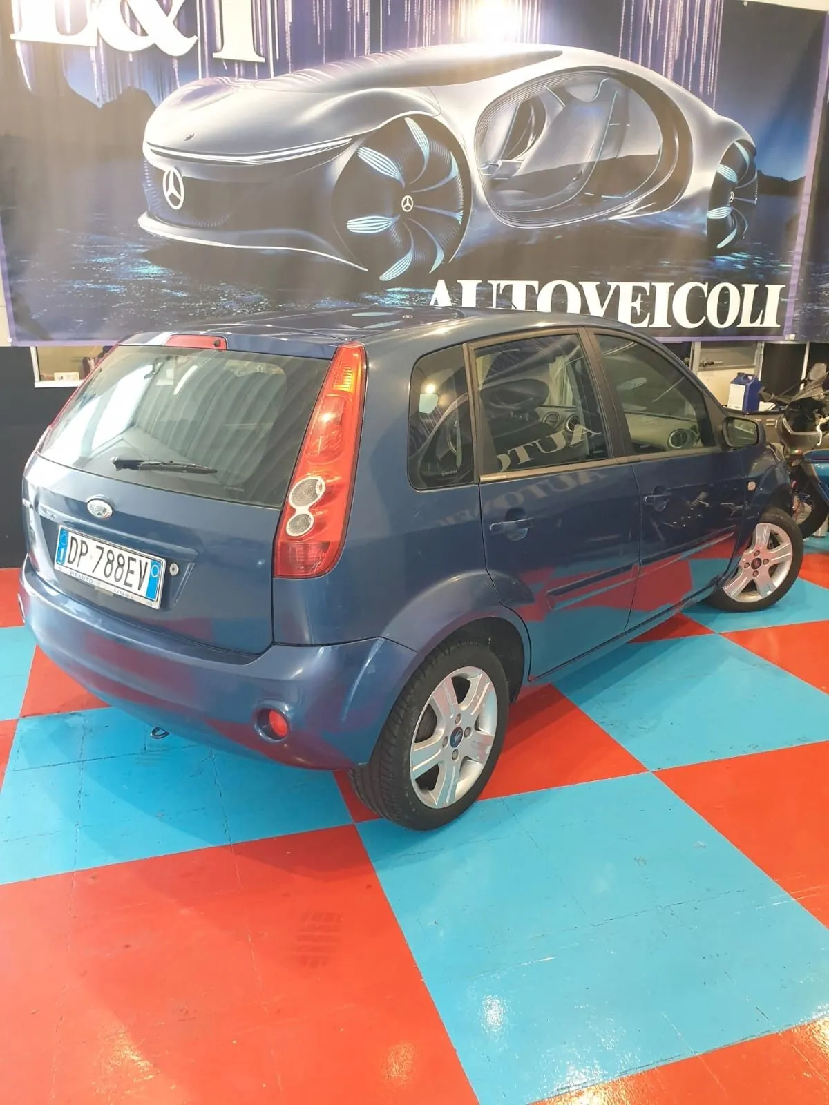 Ford Fiesta 2008 photo 4