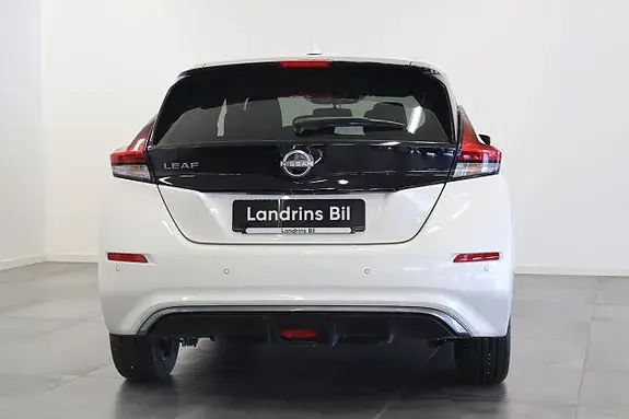 Nissan Leaf 2023 photo 4