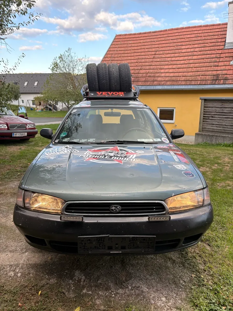Subaru Legacy 1995 photo 2
