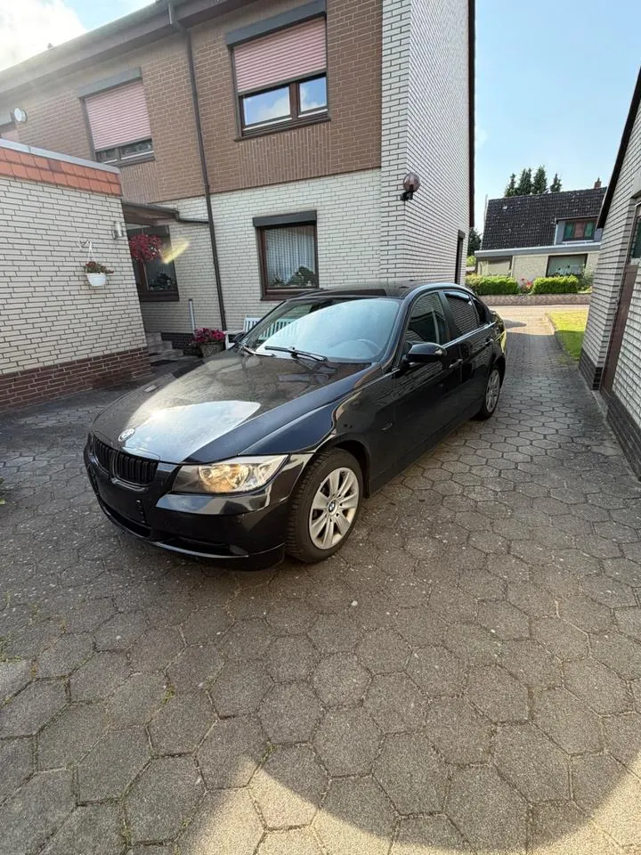 BMW E90