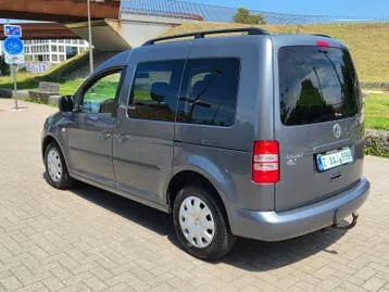 Volkswagen Caddy Combi 2012 photo 3