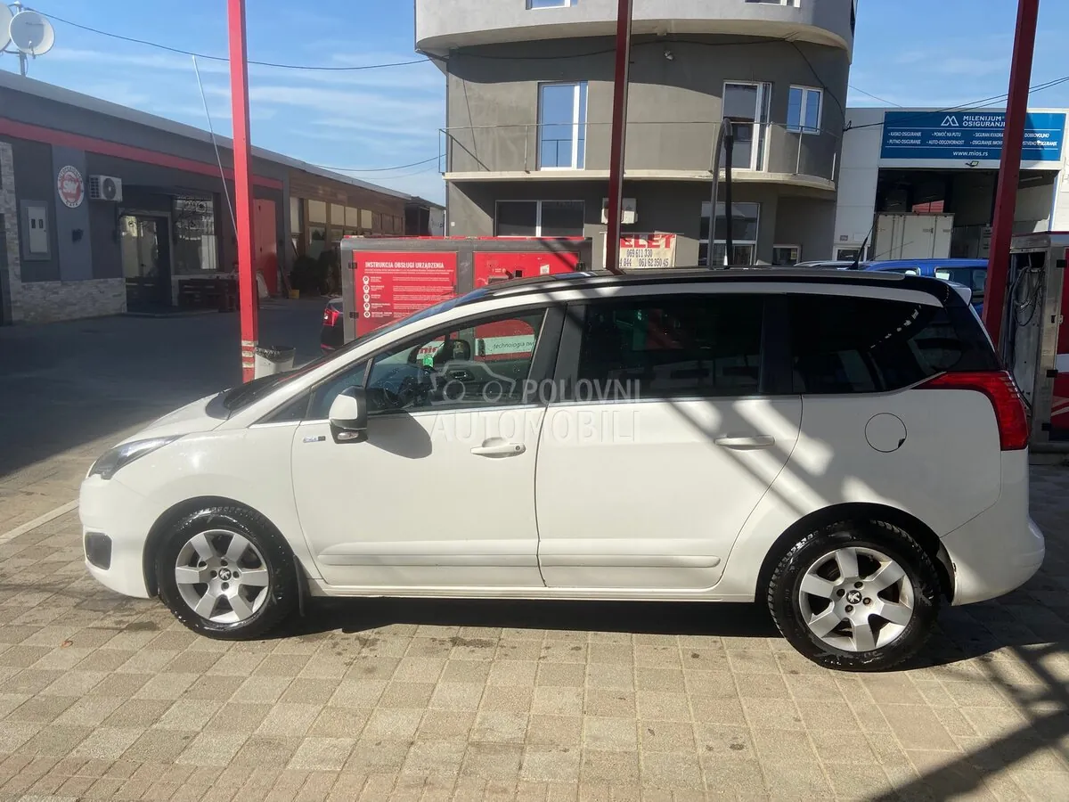 Peugeot 5008 2014 photo 3