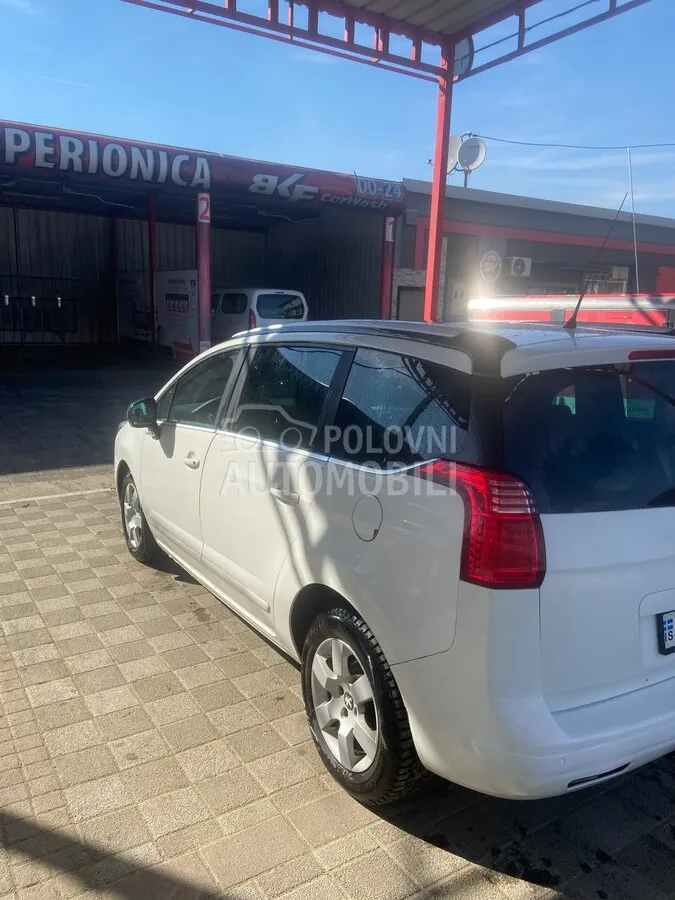 Peugeot 5008 2014 photo 4