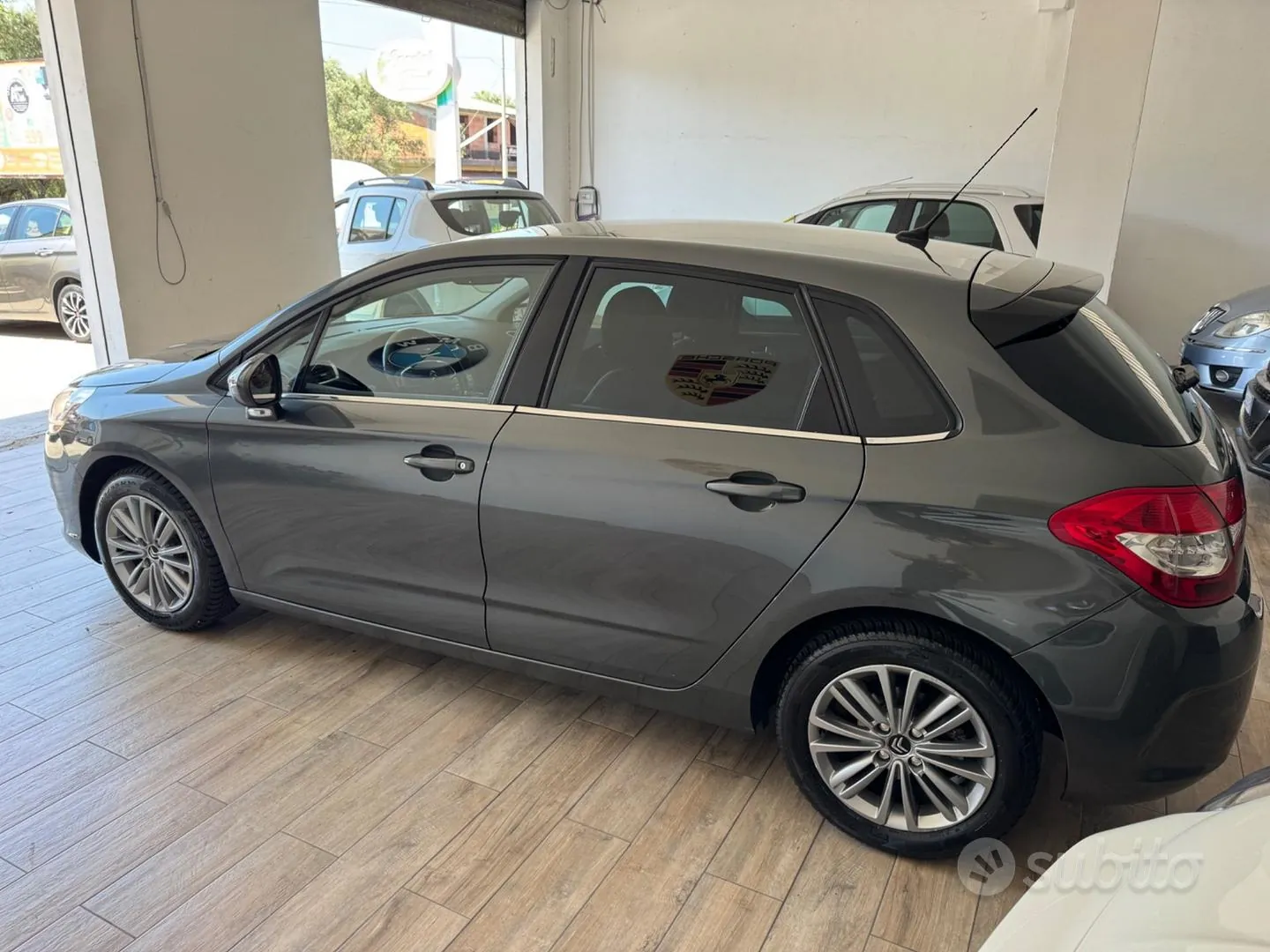 Citroen C4 2011 photo 4