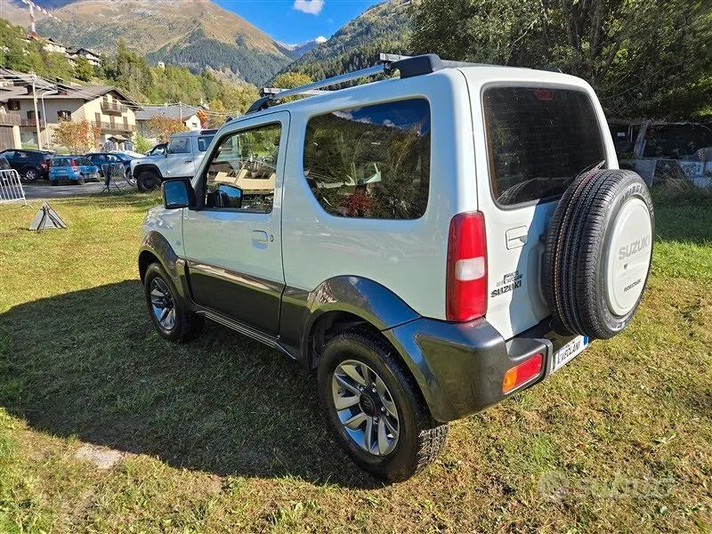 Suzuki Jimny 2017 photo 3