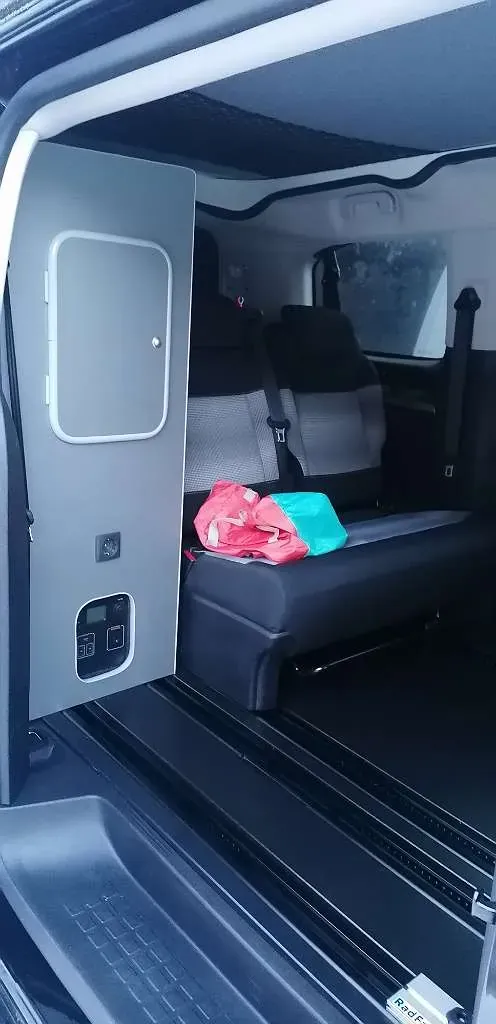 Citroen Spacetourer 2021 photo 2