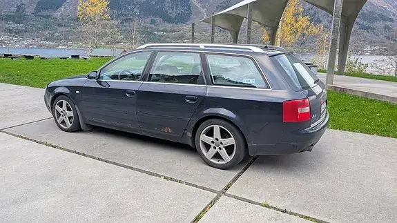 Audi A6 2004 photo 4