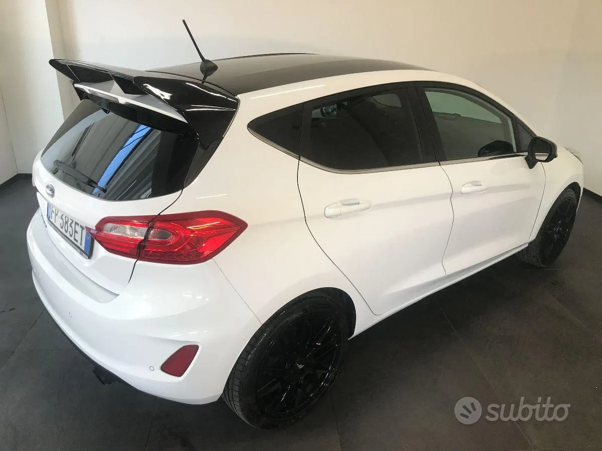 Ford Fiesta 2018 photo 3
