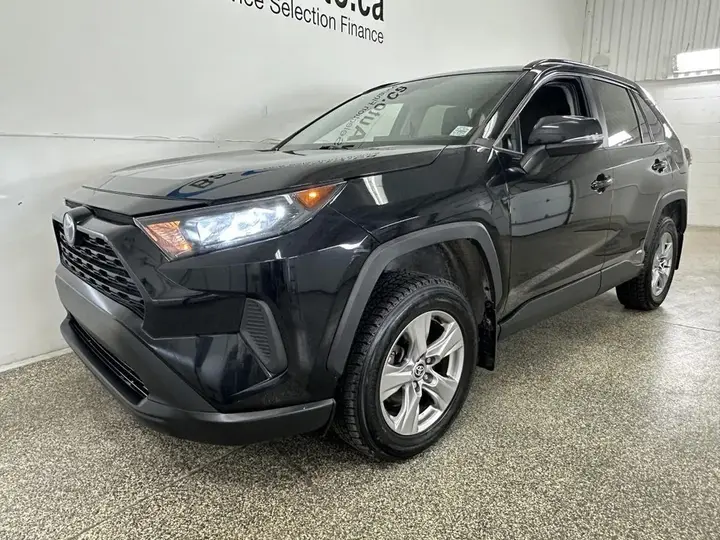 Toyota Rav4 2023 photo 3