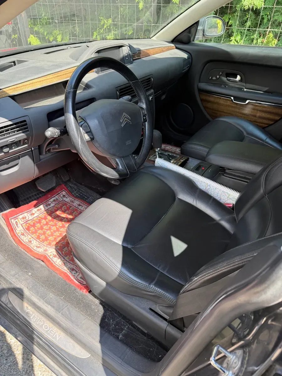 Citroen C6 2006 photo 2