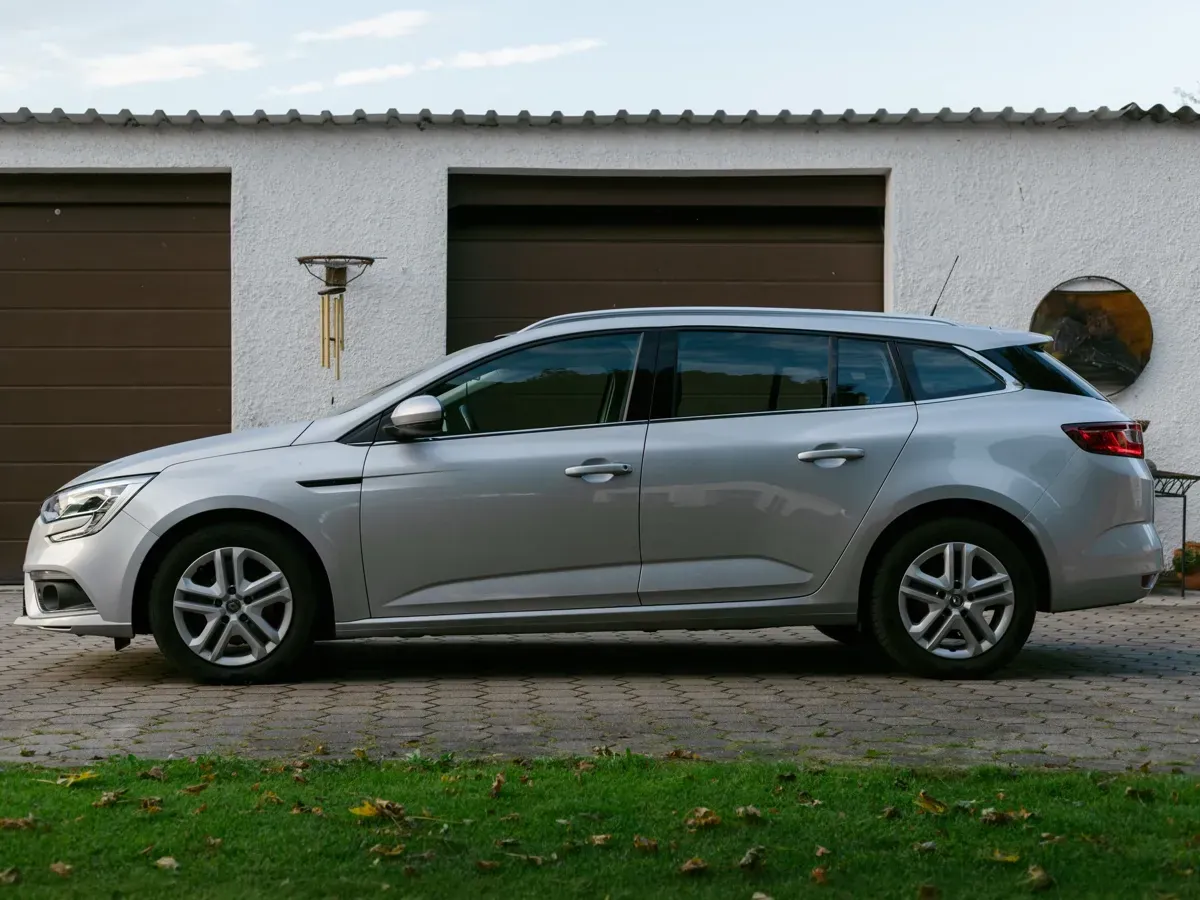 Renault Mégane 2019 photo 3