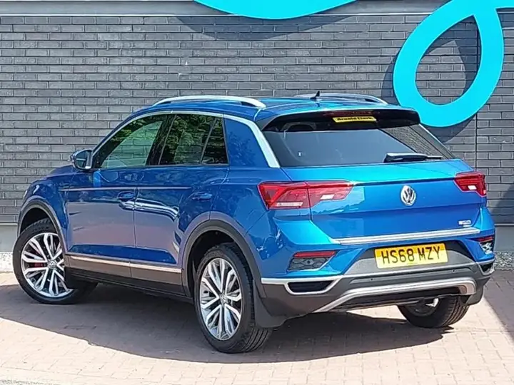 Volkswagen T-Roc 2019 photo 2