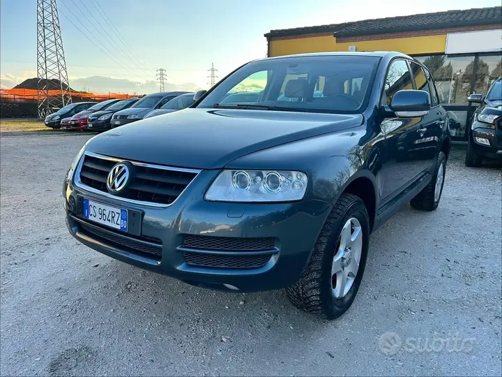 Volkswagen Touareg